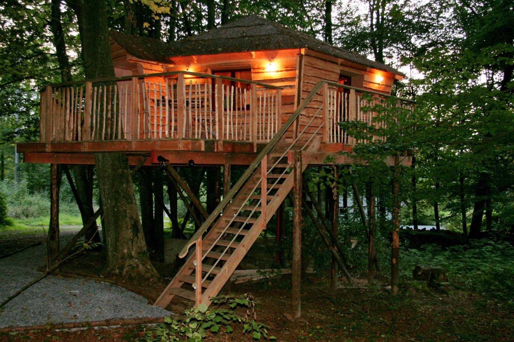 B&B La Cabane Du Bois Dormant Спа Екстериор снимка