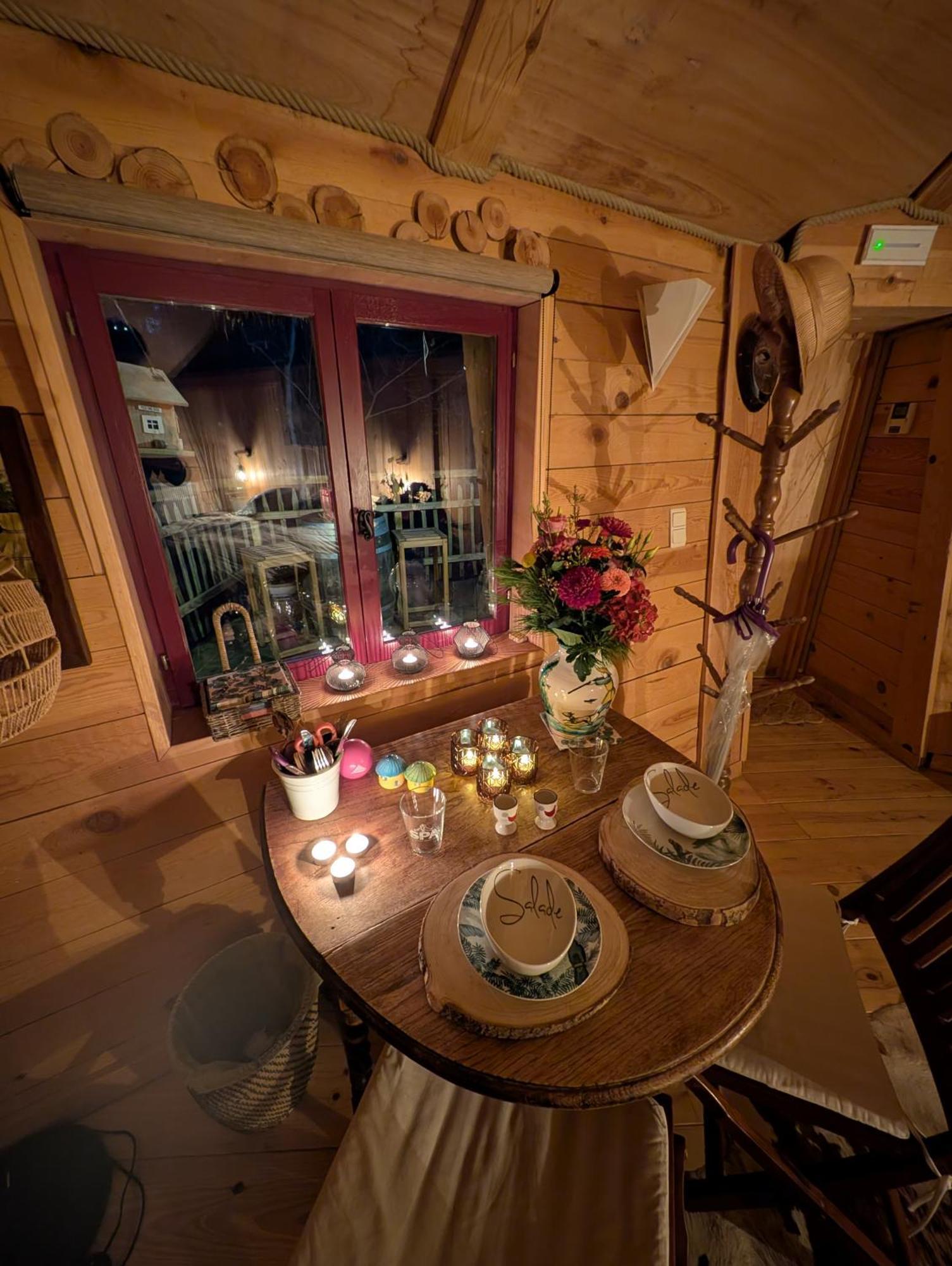 B&B La Cabane Du Bois Dormant Спа Екстериор снимка