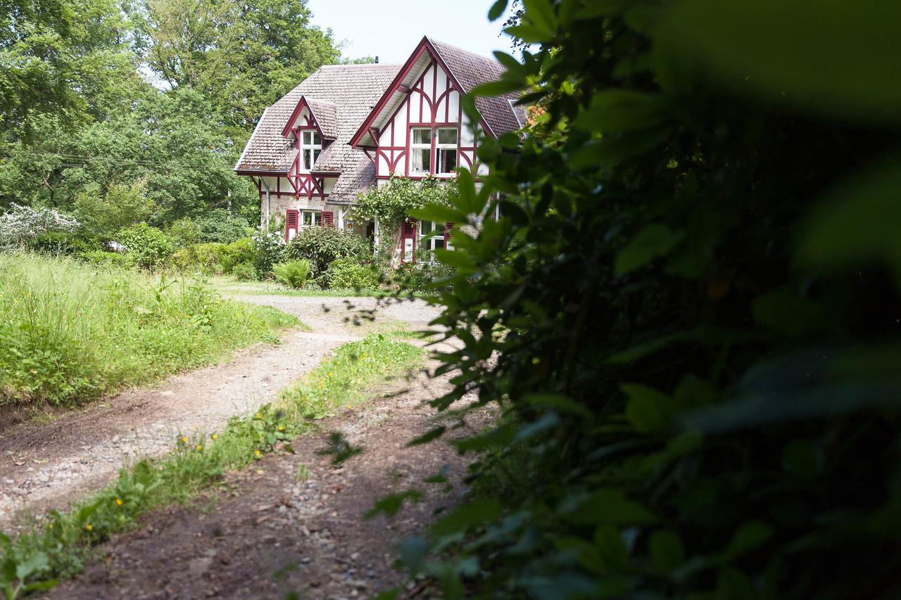 B&B La Cabane Du Bois Dormant Спа Екстериор снимка